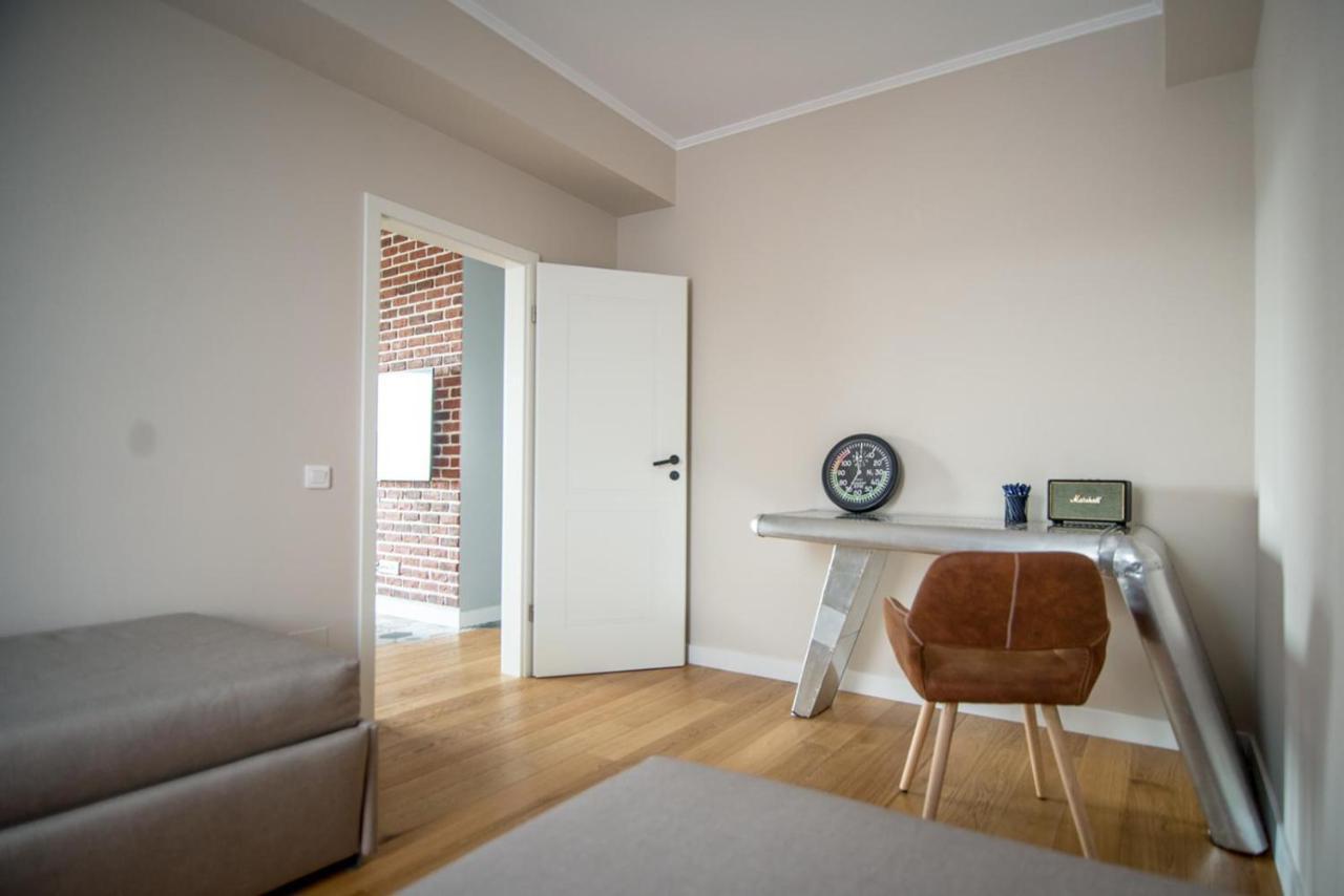 The Aviator Apartment - Jacuzzi & Panoramic View Κλουζ-Ναπόκα Εξωτερικό φωτογραφία